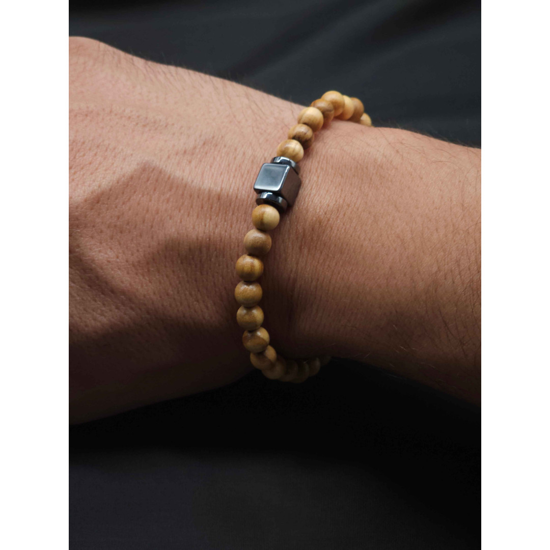 Men’s Bracelet – Olive Wood Beads with Hematite Center | Stretch Fit