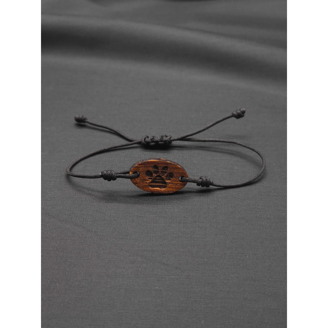 Unisex Animal Paw Bracelet – Oak Wood Craftsmanship